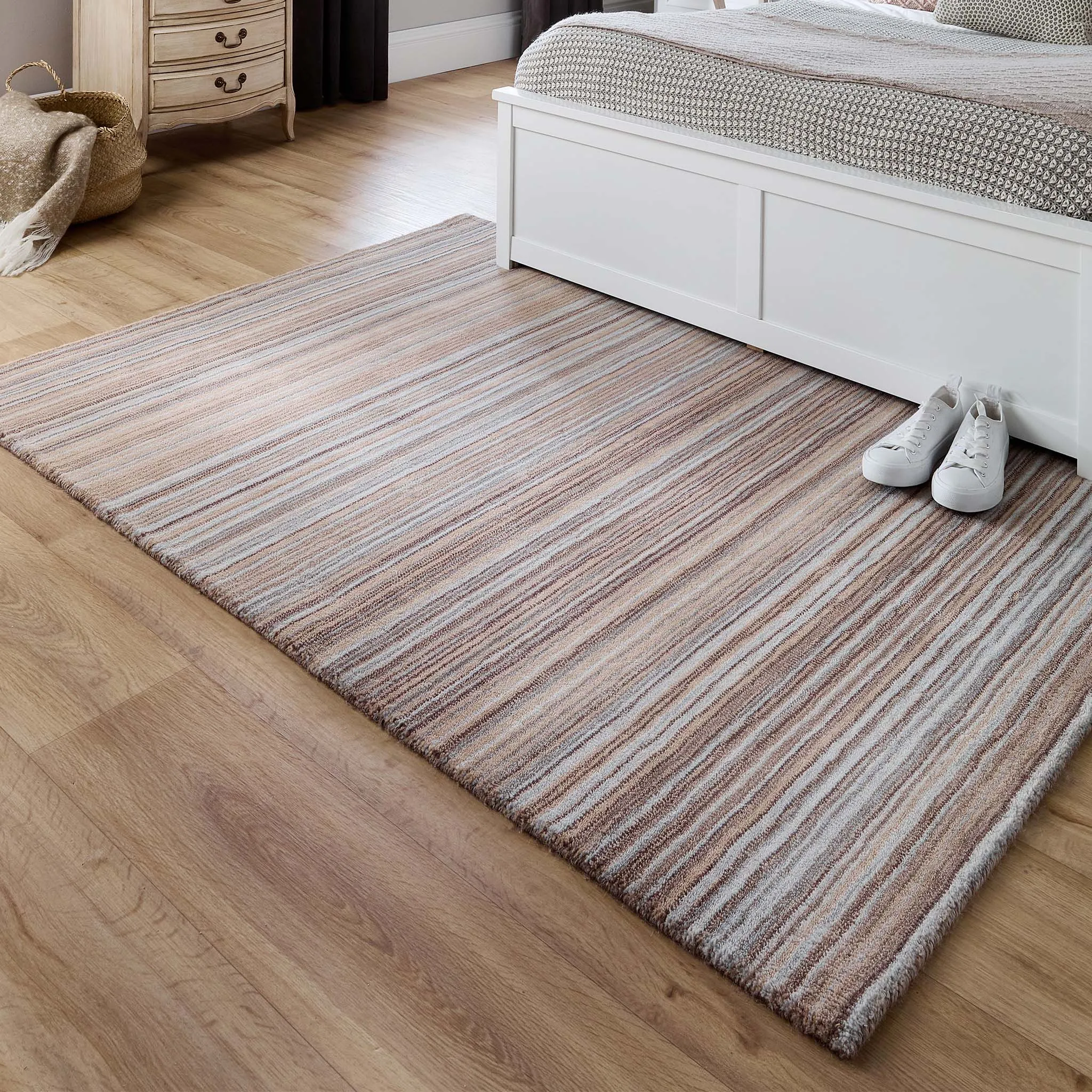 Fine Stripes Rug Beige